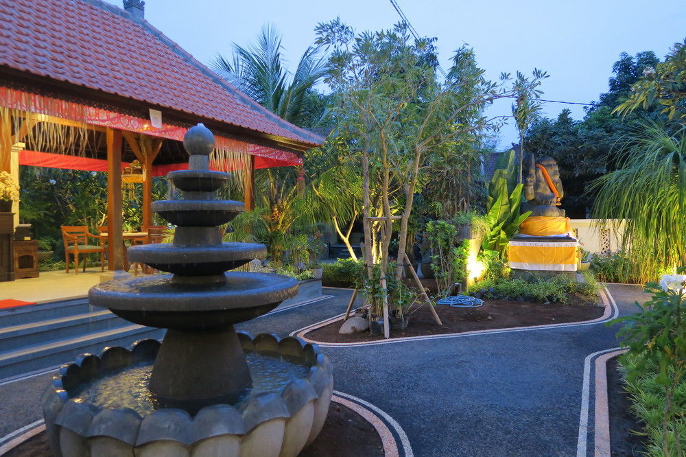 Pondok Anyar Hotel Kuta Lombok Buitenkant foto