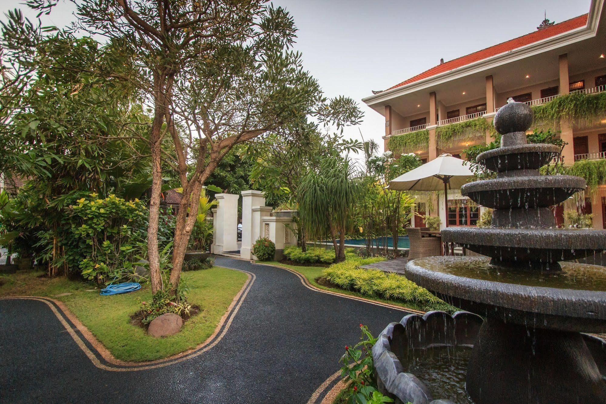 Pondok Anyar Hotel Kuta Lombok Buitenkant foto